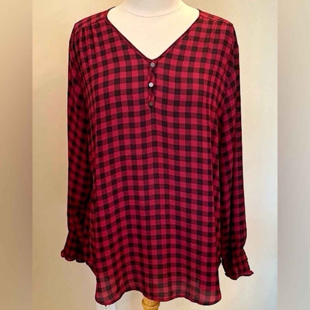 Maurices Red Black Plaid SZ XL Corporate Goth Dark Academic Preppy Casual Top